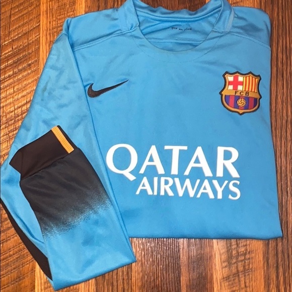 NWOT 2015 Barcelona away long sleeve jersey - Picture 1 of 7